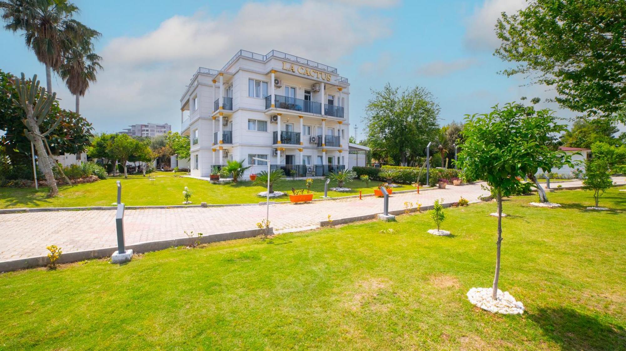 La Cactus Boutique Hotel Antalya Exterior photo